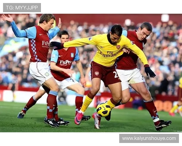 开云足球官网精彩赛事回顾，感受足球比赛的热血时刻